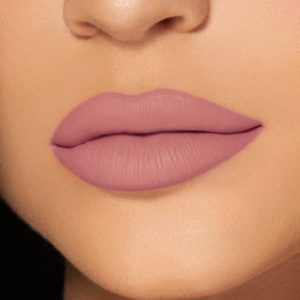 Kylie Matte Liquid Lipstick KOKO K (гратис молив за усни)