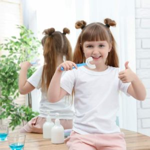 Силиконска четка за заби